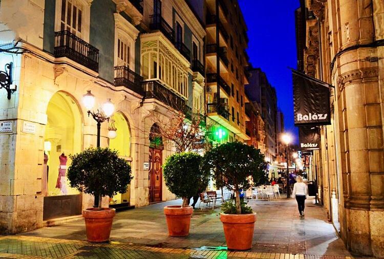 Alicante centre ,Plage et Quartier animé,Wifi Clim Exterior foto